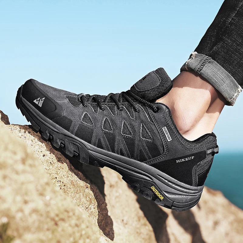 Men’s Breathable Hiking Sneakers