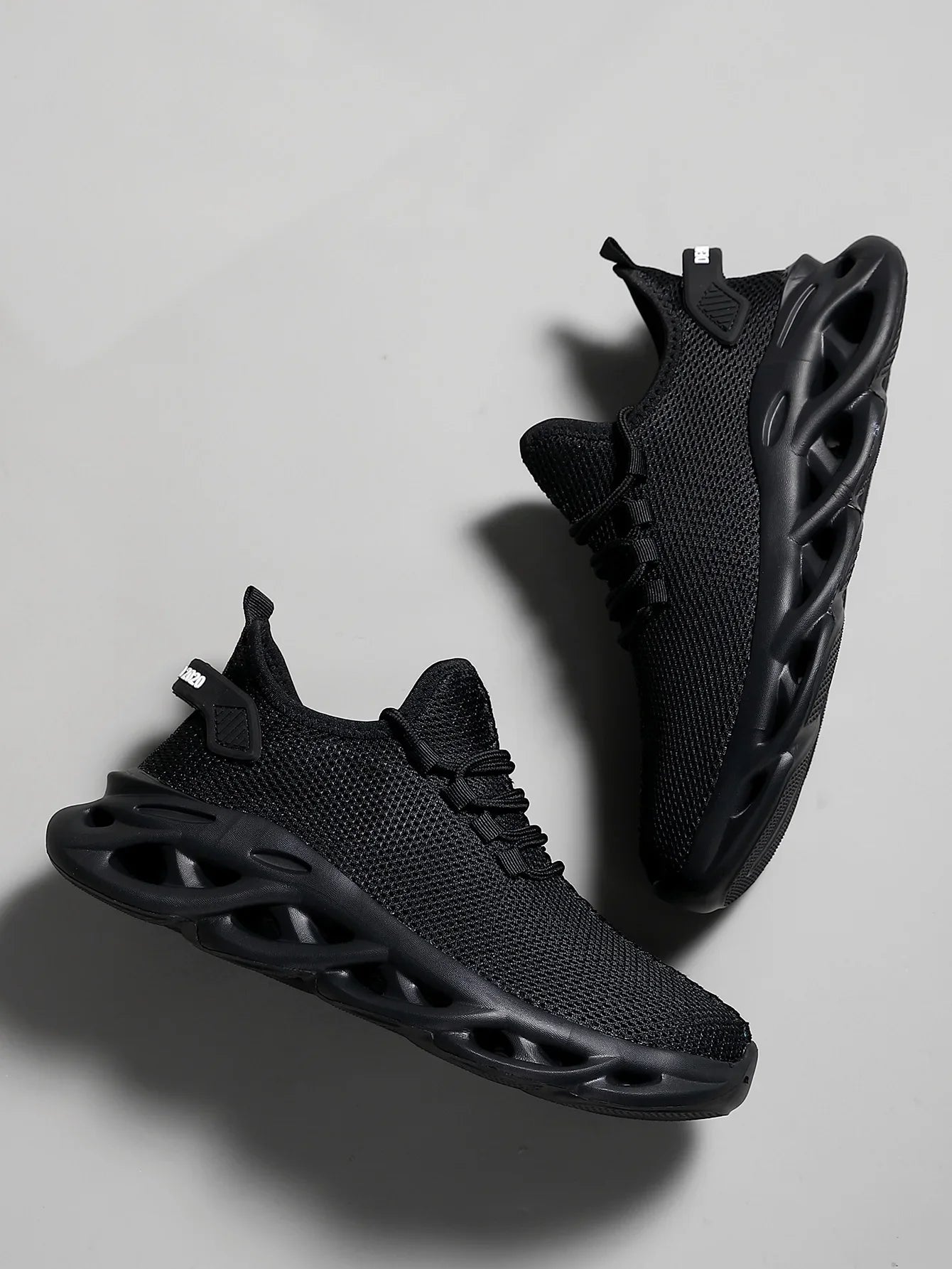 Men’s Breathable Mesh Sneakers – Lightweight Running Shoes