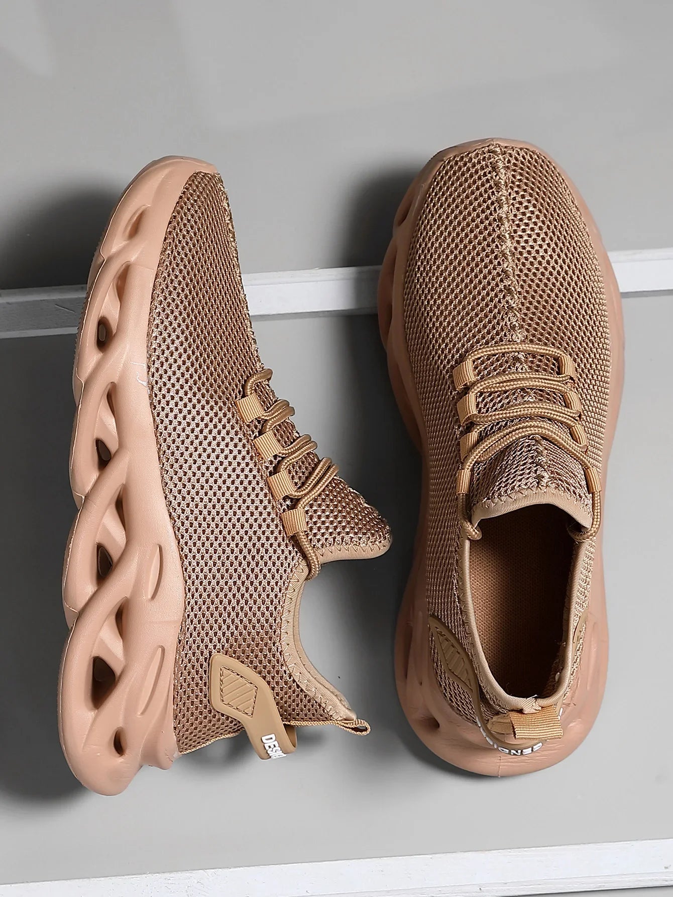 Men’s Breathable Mesh Sneakers – Lightweight Running Shoes